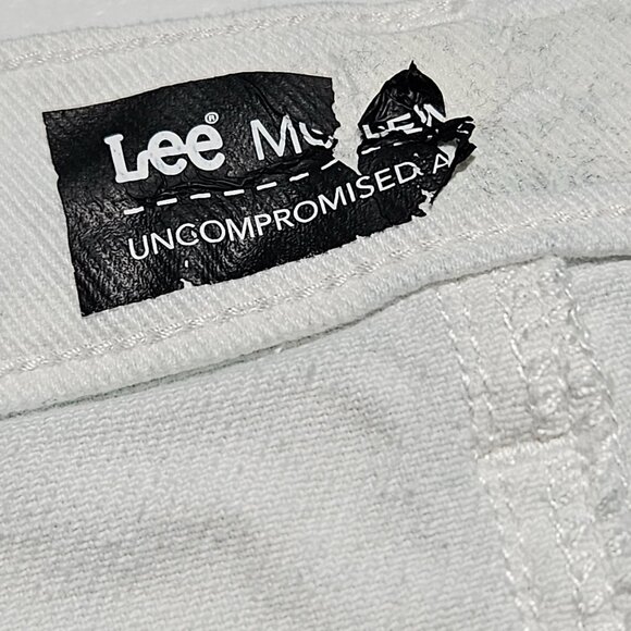 Lee White Denim Skirt Size Medium Y2K Fashion Button Front Pencil Midi Jean - Picture 4 of 5